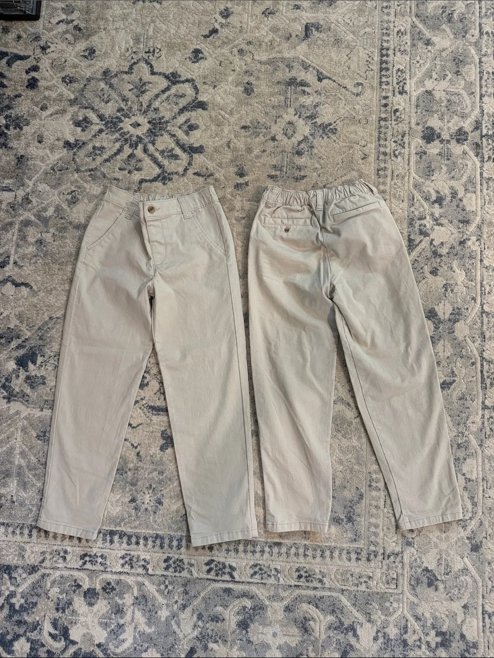 Boy's Old Navy size 5T Khakis X2
